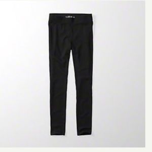 2 pairs Abercrombie black leggings